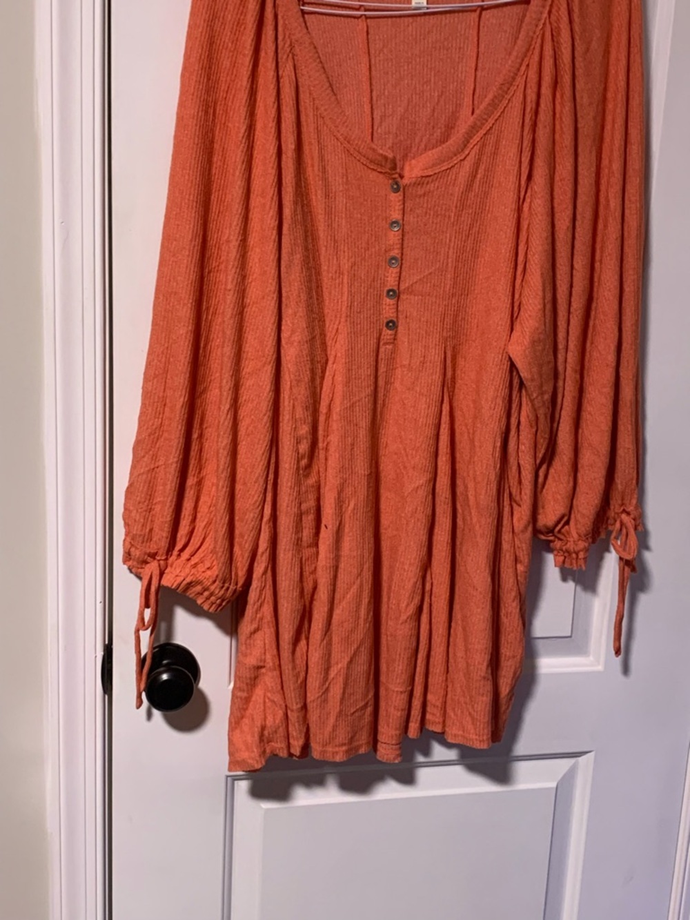 Womens Button-Front Long Sleeve Tunic in Coral